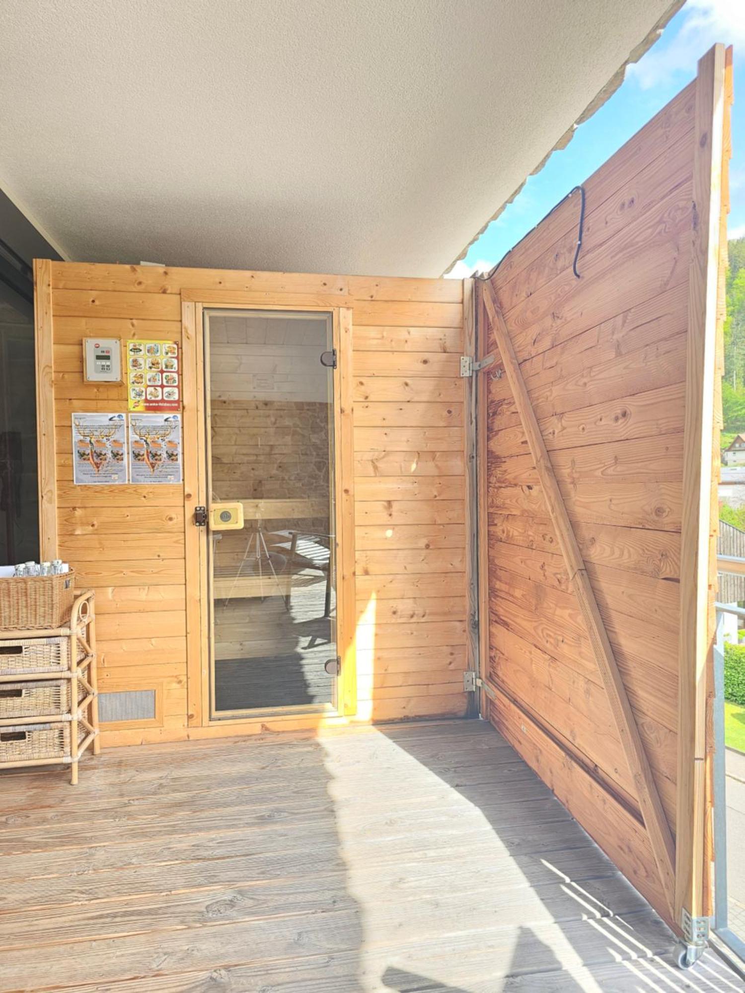 Black Forest I Sauna Auf Dem Balkon I Boxspring I Nespresso I Ausblick I Wasserfaelle Im Ort Todtnau Buitenkant foto